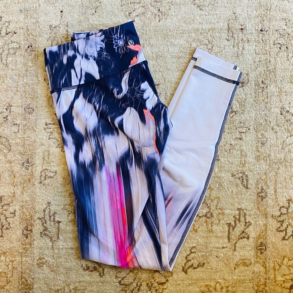 lululemon athletica leggings (watercolor Wunder Under)
